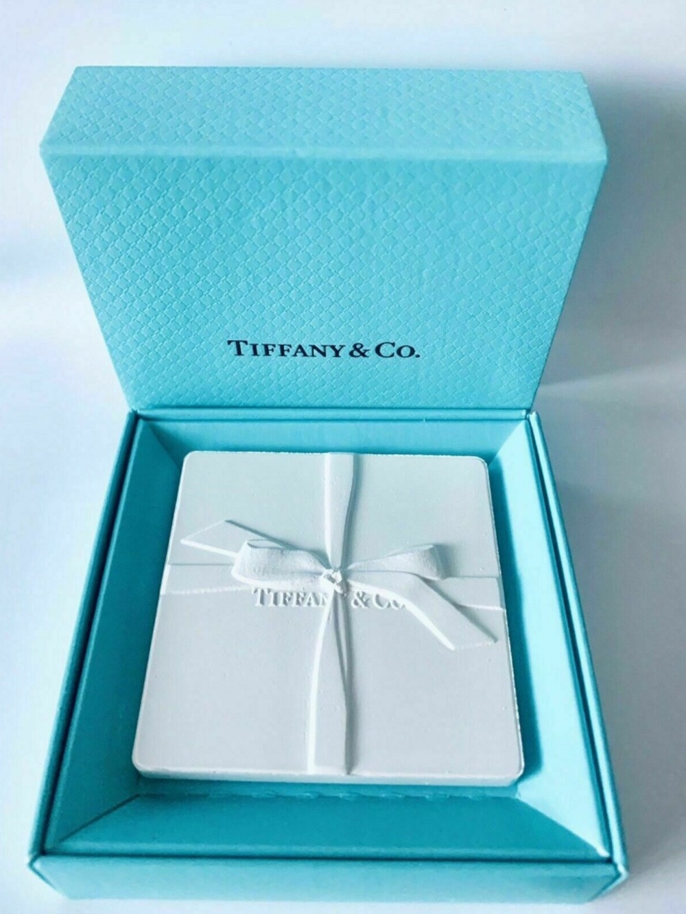 Tiffany & Co. Perfume Your Ceramic Tile Fragrance Diffuser